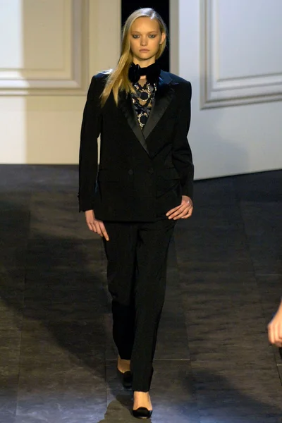 Look 37